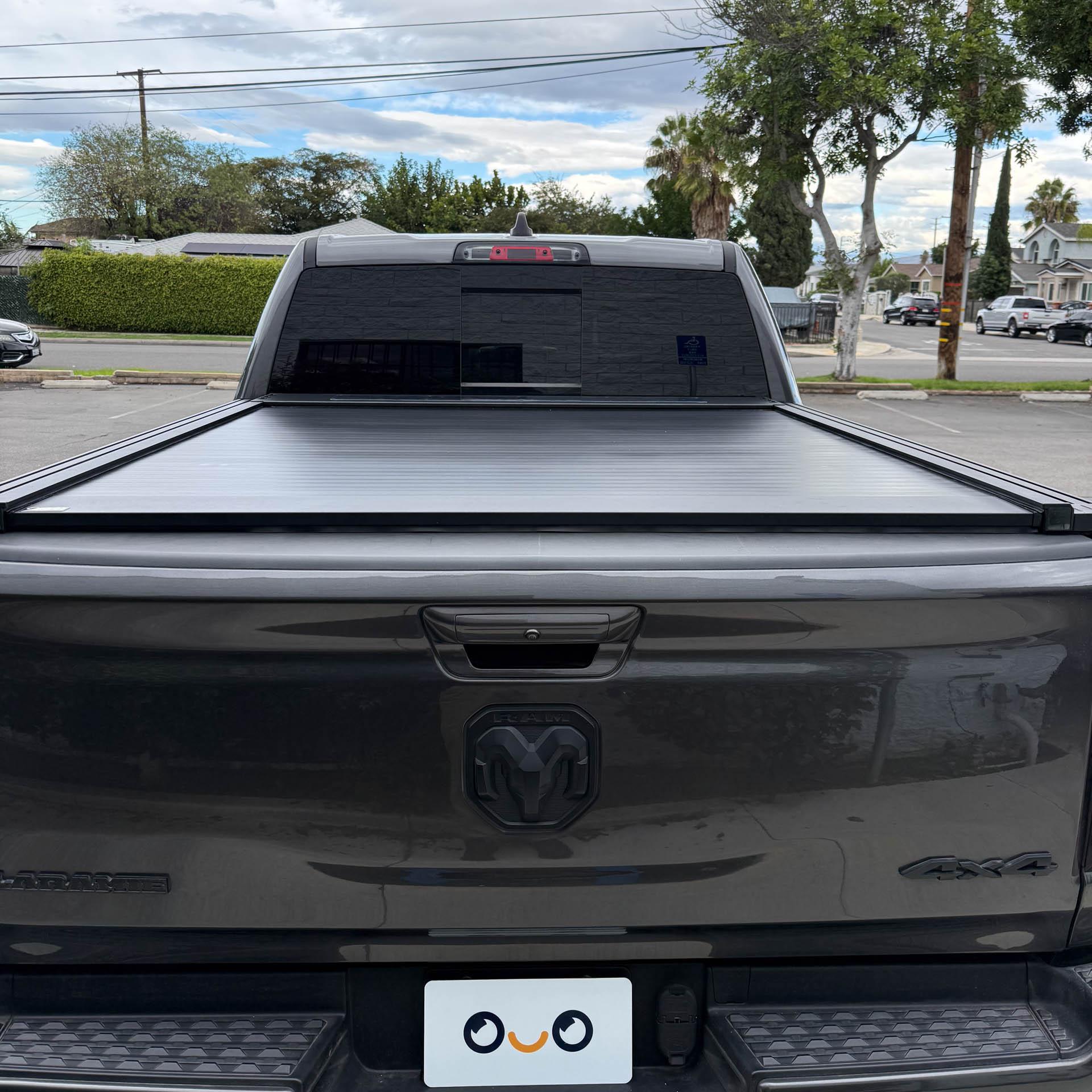 Retractable Cover installed by OuO Pickup Cover
