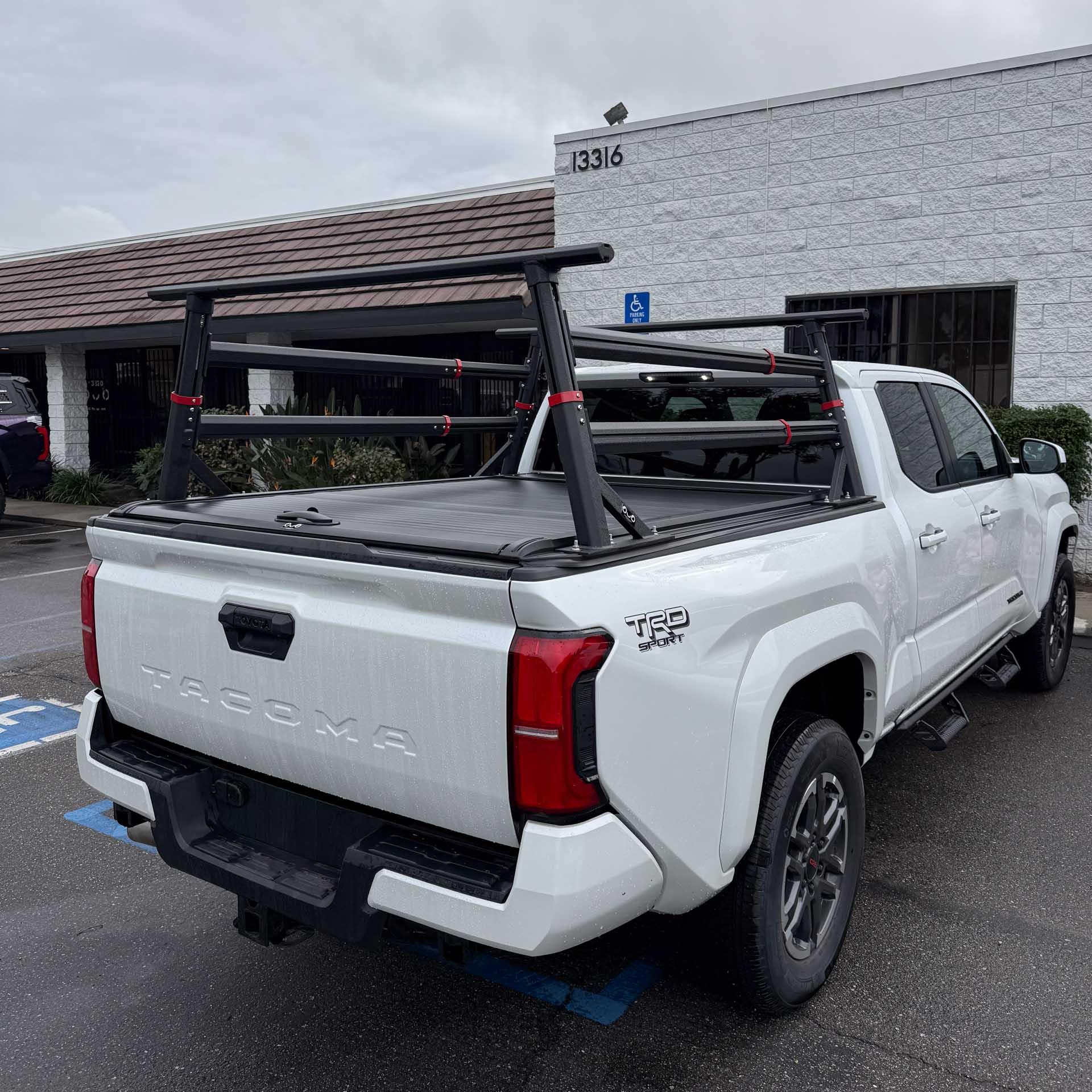 Pickup Truck Cover installed by OuO Pickup Cover
