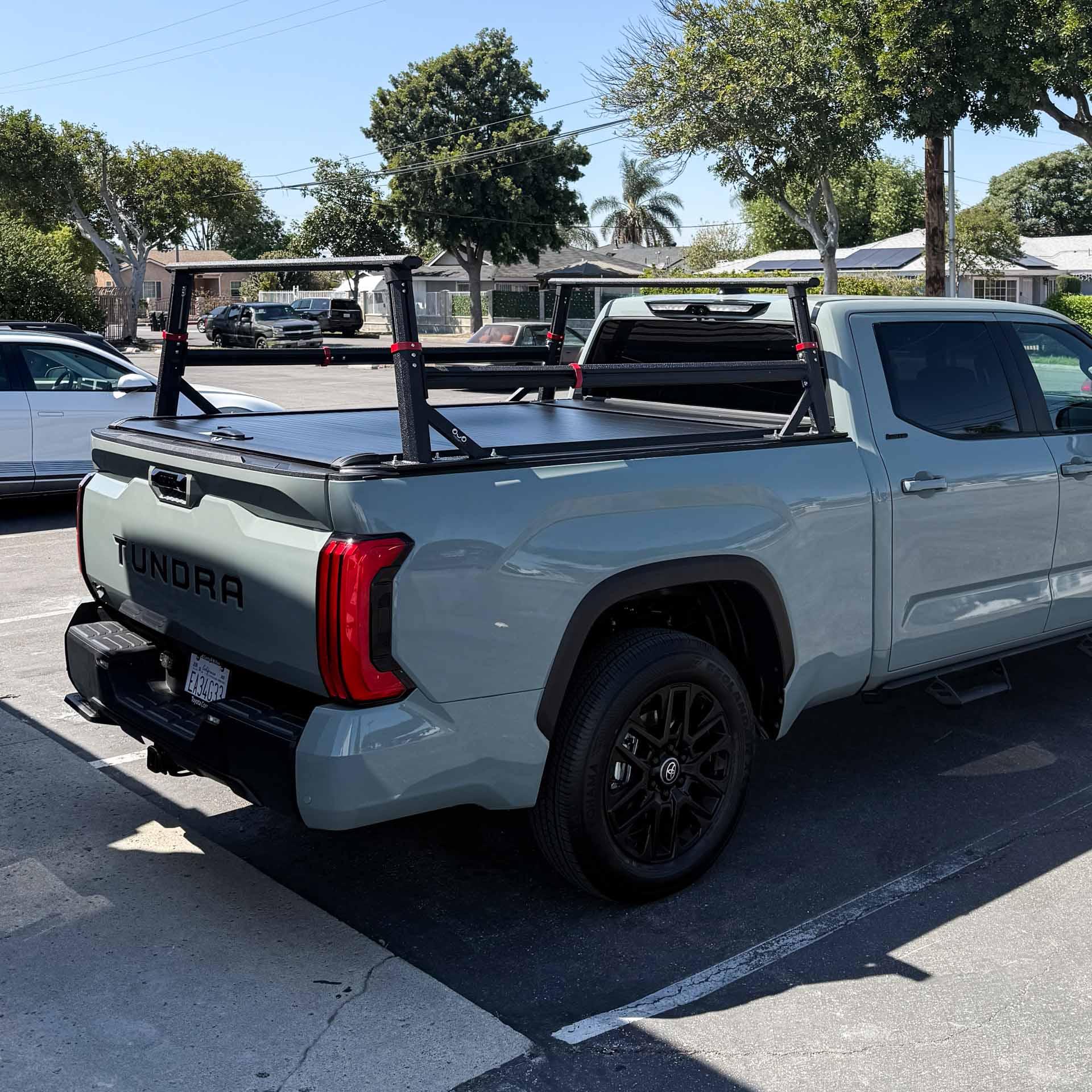 Tundra Bed Cover installed by OuO Pickup Cover